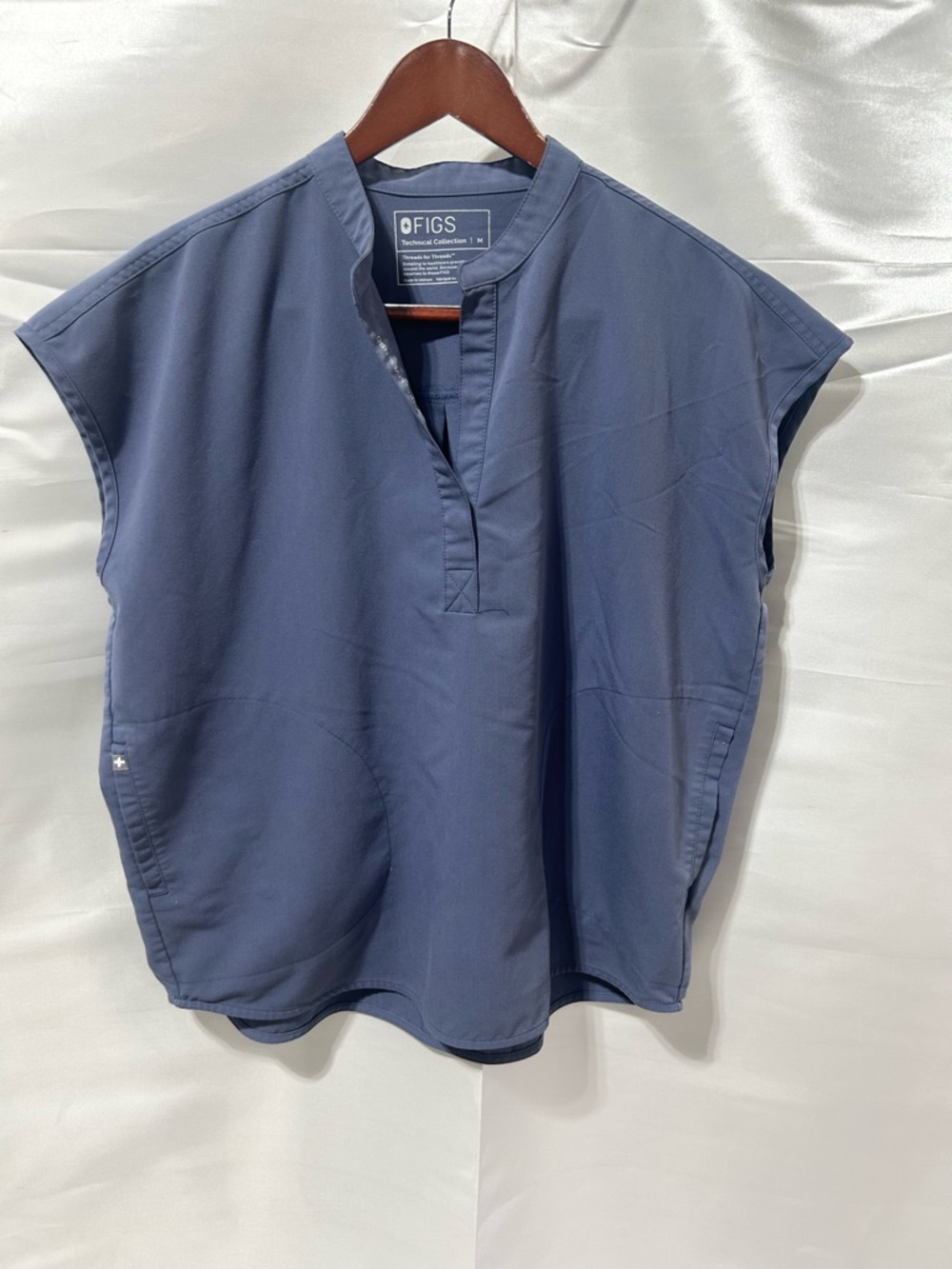 Figs Slate Blue Rafaela Oversized V-Neck Medical Top PO #2704 | Size Medium